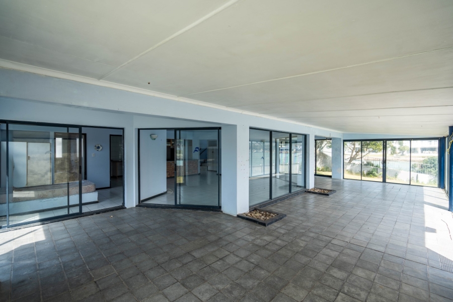 4 Bedroom Property for Sale in Royal Alfred Marina Eastern Cape